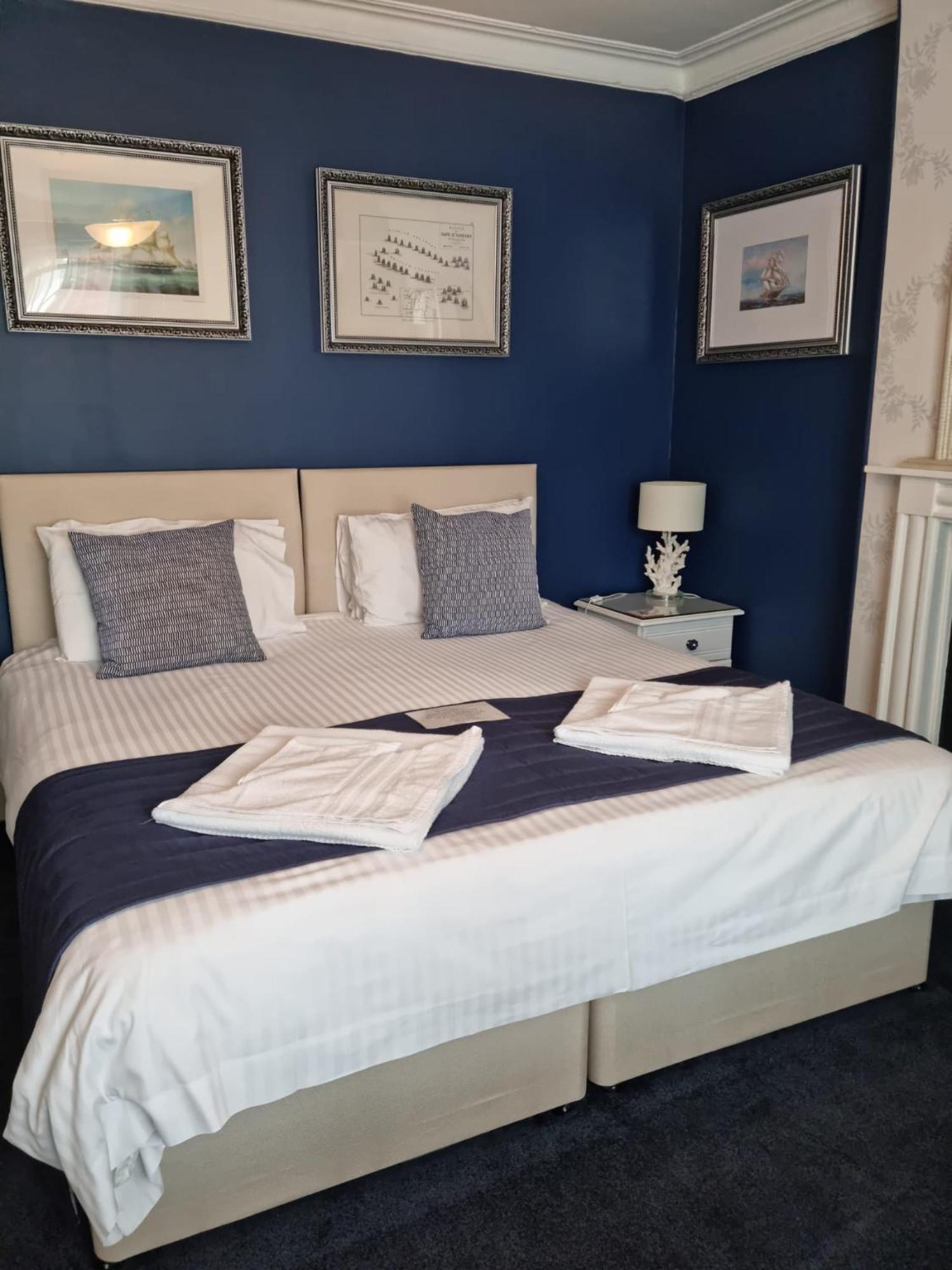 St Vincent Guest House Lynton Extérieur photo