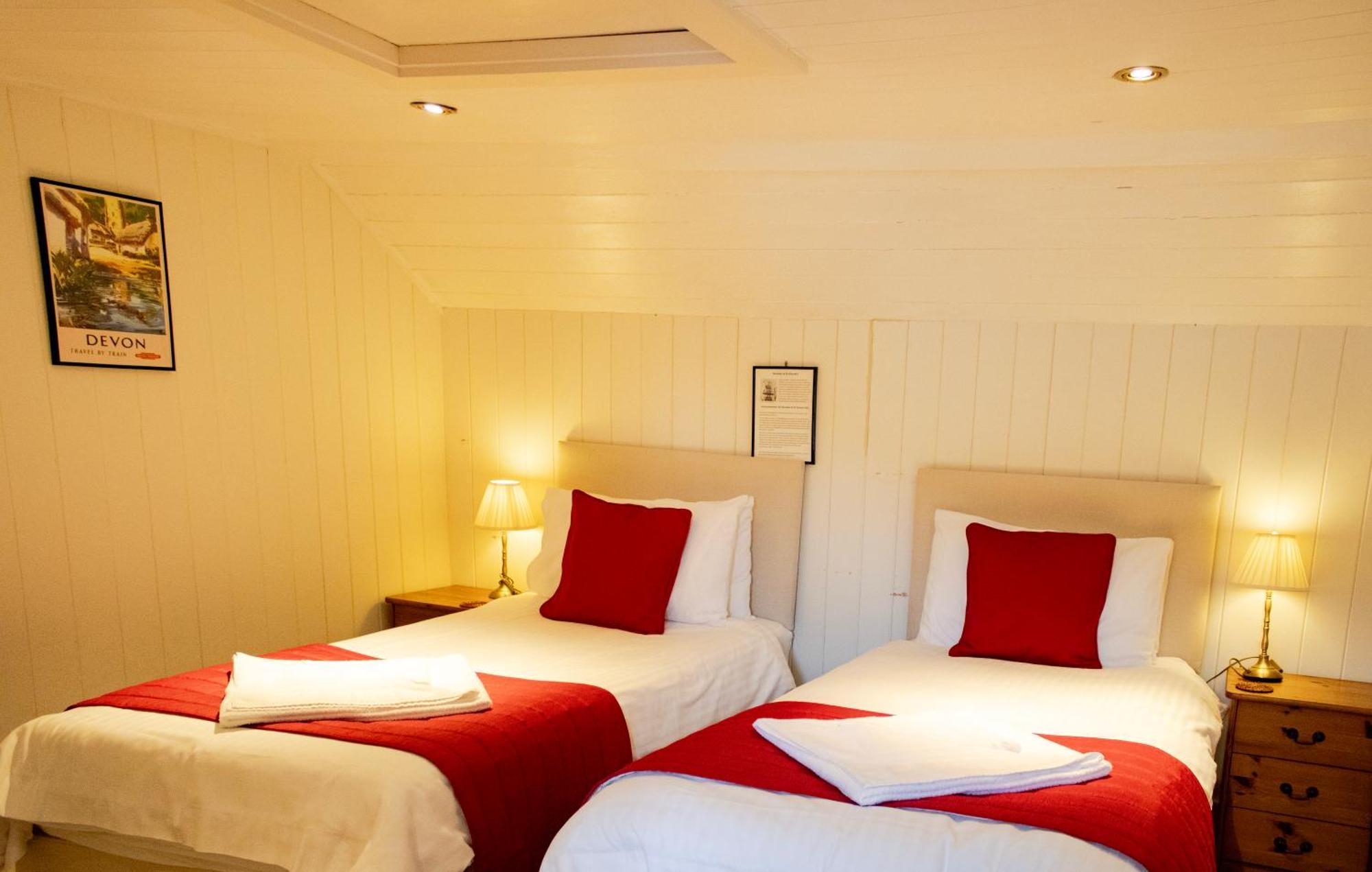 St Vincent Guest House Lynton Extérieur photo